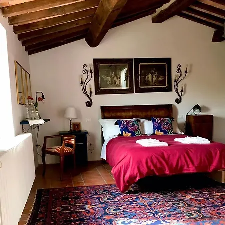 Podere Ceppeti 13 Bed & Breakfast *