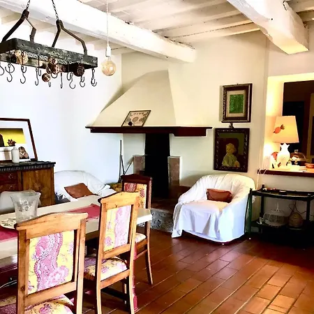Bed & Breakfast Podere Ceppeti 13 *